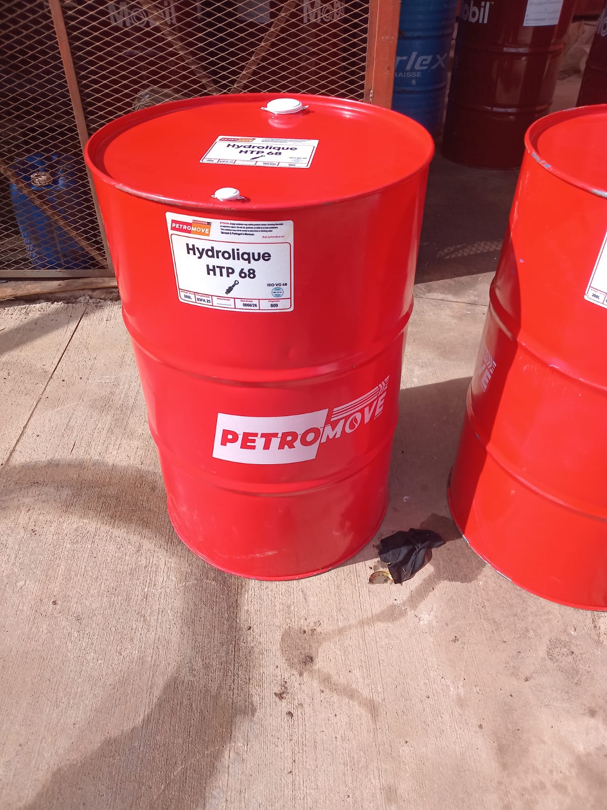 Petromove HTP 68 — fûts